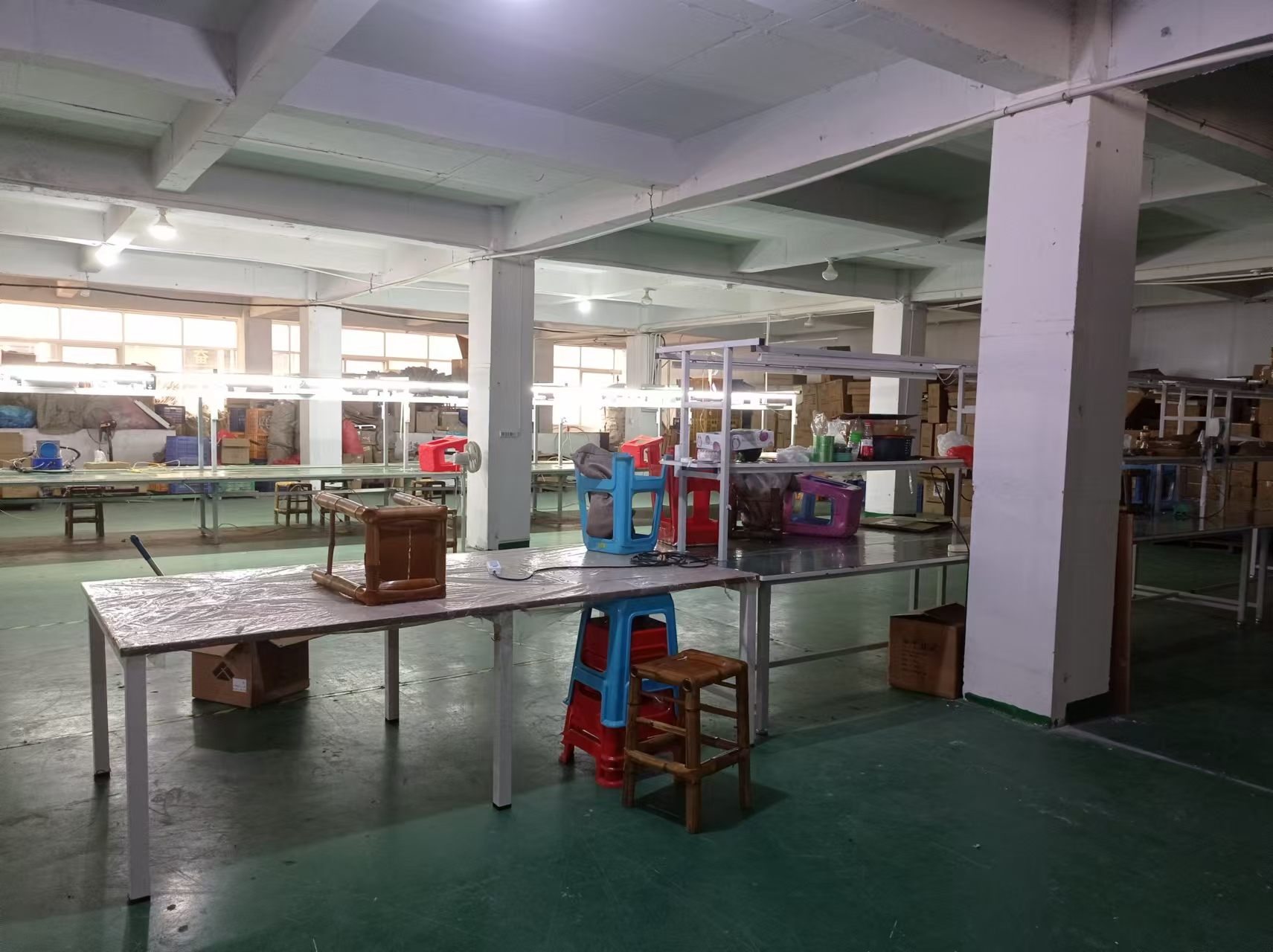 A thorough cleaning is carried out before the CNY holiday.